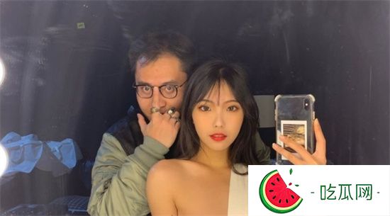 嫩模黃雅琪攜手閨蜜大尺度私拍流出!身著性感內(nèi)衣擺出撩人姿勢-吃瓜網(wǎng)