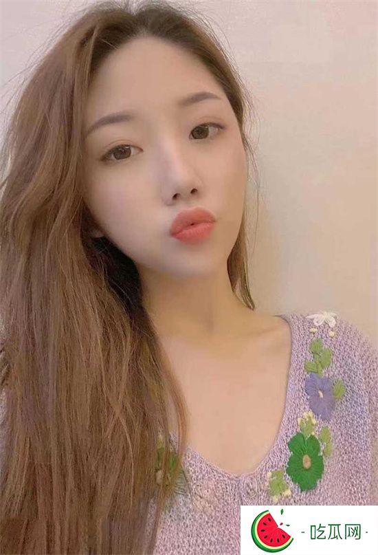 剛結婚就偷吃的絕*** 被肥胖豬男約到酒店無套輸出 **視頻曝光-吃瓜網