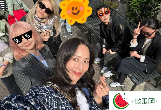 張鈞甯與好友一起合照。
