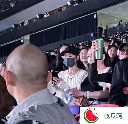 萬萬沒想到，單身未育的張曼玉，如今在60歲活成了人生贏家