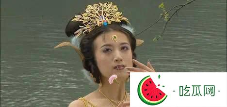 曝50歲金巧巧現(xiàn)身薊縣，臉癟嘴巴歪，醫(yī)美老和自然老的差距好明顯