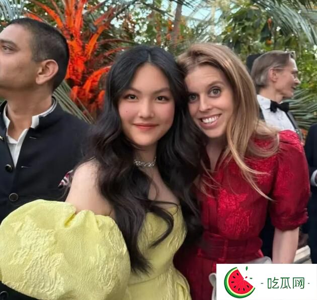 李湘曬帶女兒王詩齡參加英國皇室聚會照片